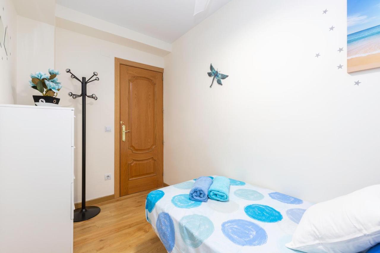 マドリードApartamento Puente De Segoviaアパートメント エクステリア 写真