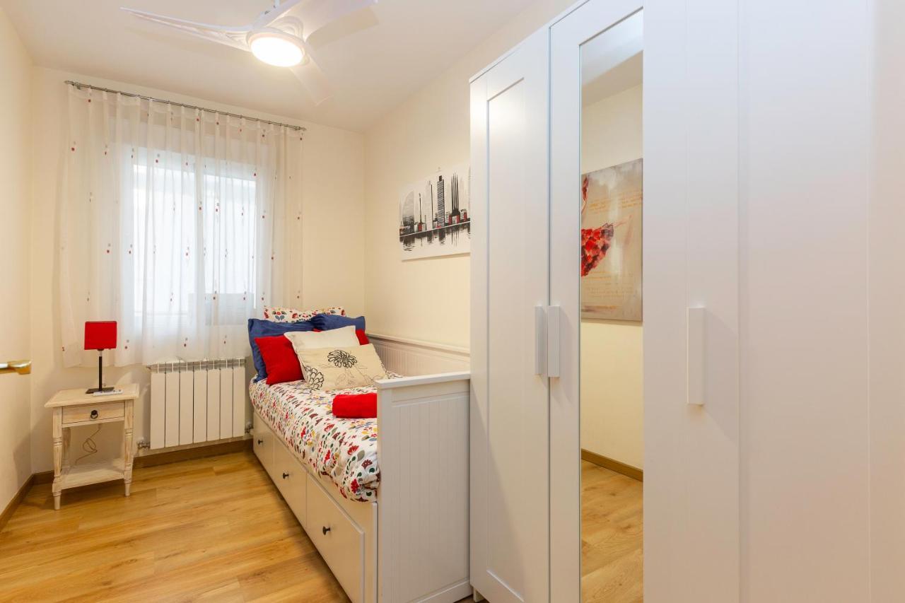 マドリードApartamento Puente De Segoviaアパートメント エクステリア 写真
